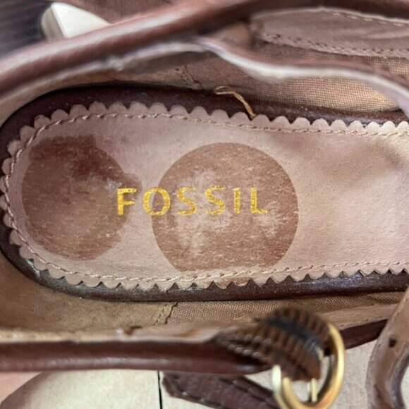 Fossil Giraffe Print Suede Faux Fur T-Strap Heels - Picture 11 of 16